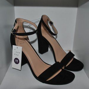 Women's Ema High Block Heel Pumps
